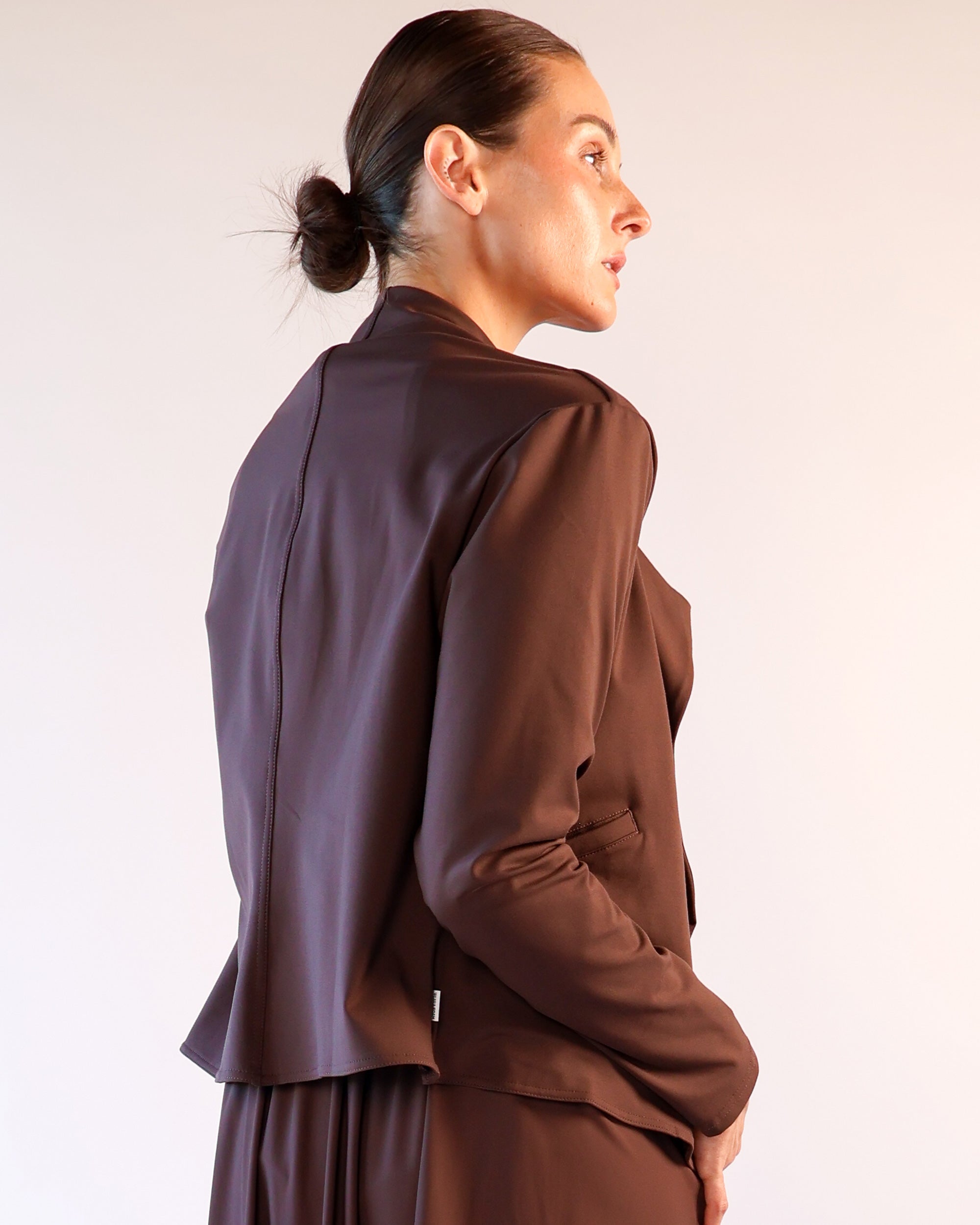 Versatile Jackets & Vests – Wear & Roam