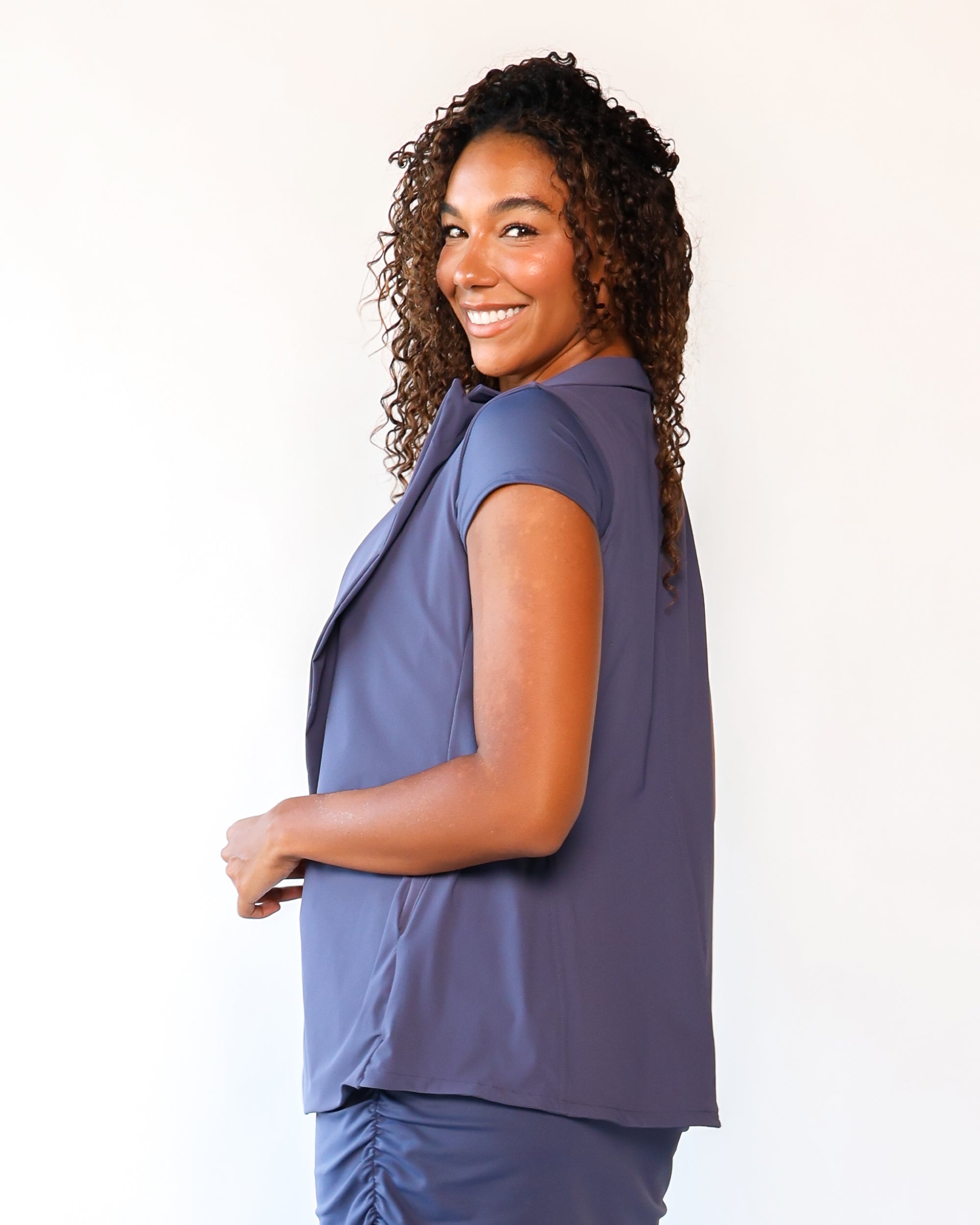 Versatile Jackets & Vests – Wear & Roam