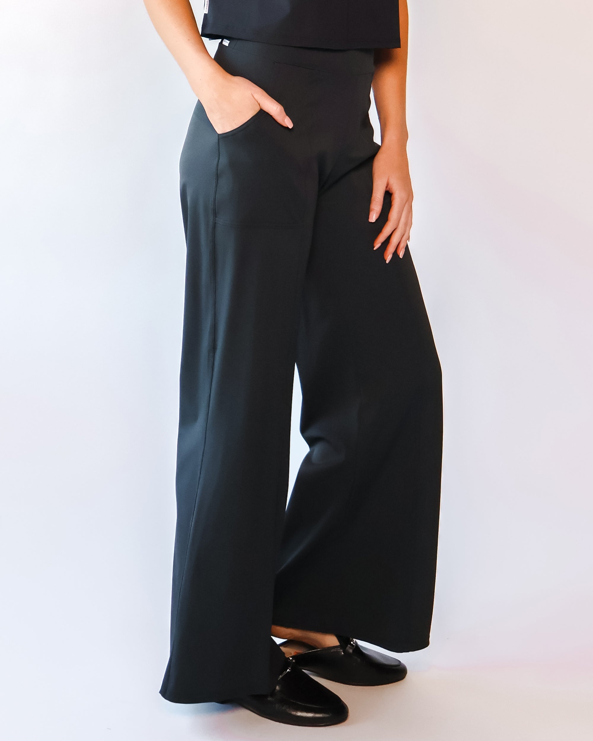 パンツ TRAVEL PANT ROAMFREE - RELAX TRAVEL PANT ROAMFREE - RELAX - メンズブランドファッション